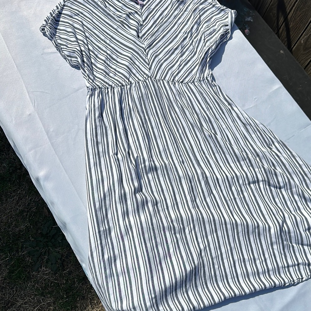 Isabel Maternity White and Blue Wrap Midi Dress with V-Neck